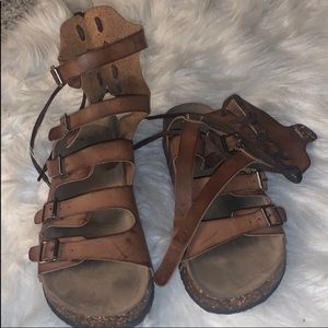 IN SEARCH OF THESE PLEAEE IF ANYONE SEES OR KNOWS